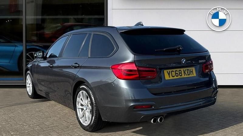 Used BMW 320 181 HP (133 kW) 2019 Grey Estate
