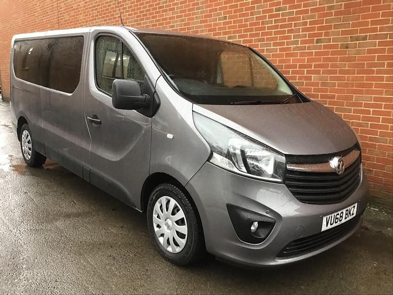 Used Vauxhall Vivaro Sportive 125 HP (91 kW) 2018 Grey MPV