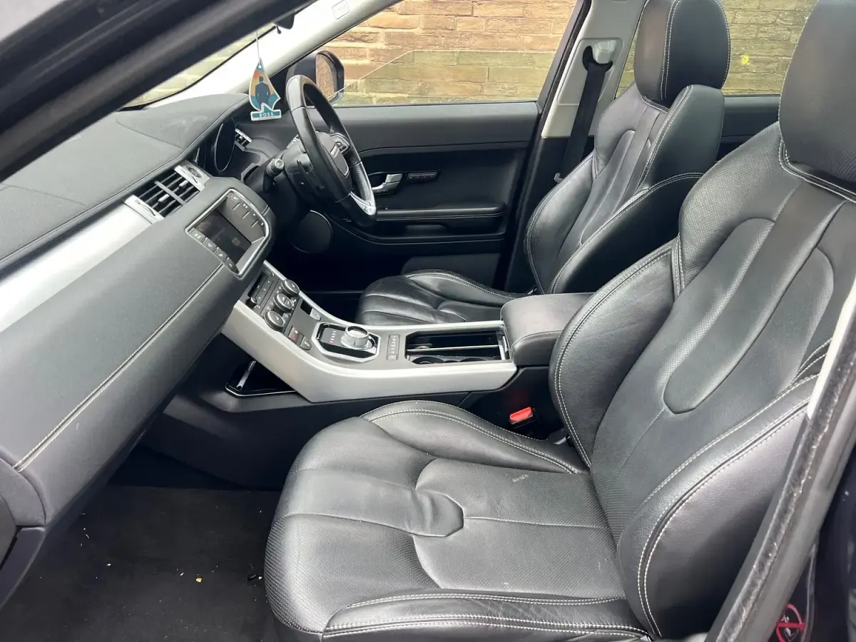 Used Land Rover Range Rover evoque Dynamic 2015 Blue Estate