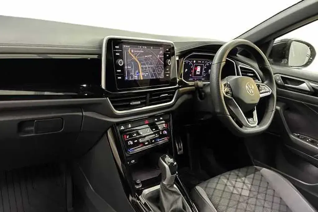 Used VW T-Roc 150 HP (110 kW) 2023 SUV