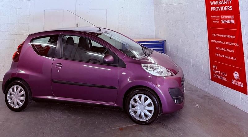 Used Peugeot 107 Active 68 HP (50 kW) 2012 Purple Hatchback