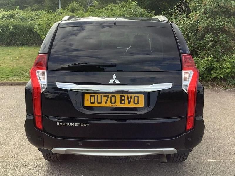 Used Mitsubishi Shogun 181 HP (133 kW) 2021 Black SUV