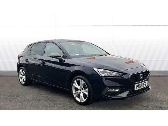 Blue Used 2022 Seat Leon FR Hatchback | £13,954 - Image 1/4