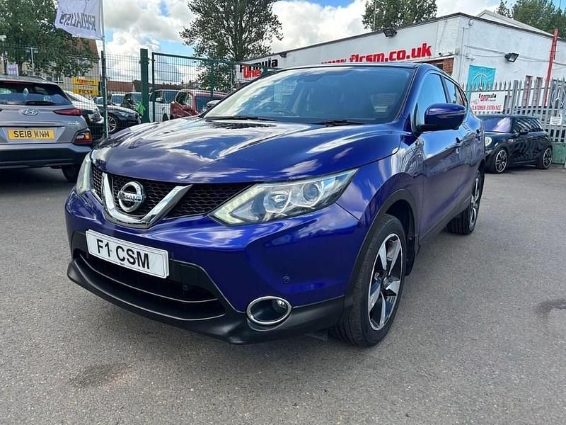 Used Nissan Qashqai N-TEC 113 HP (83 kW) 2015 Blue SUV