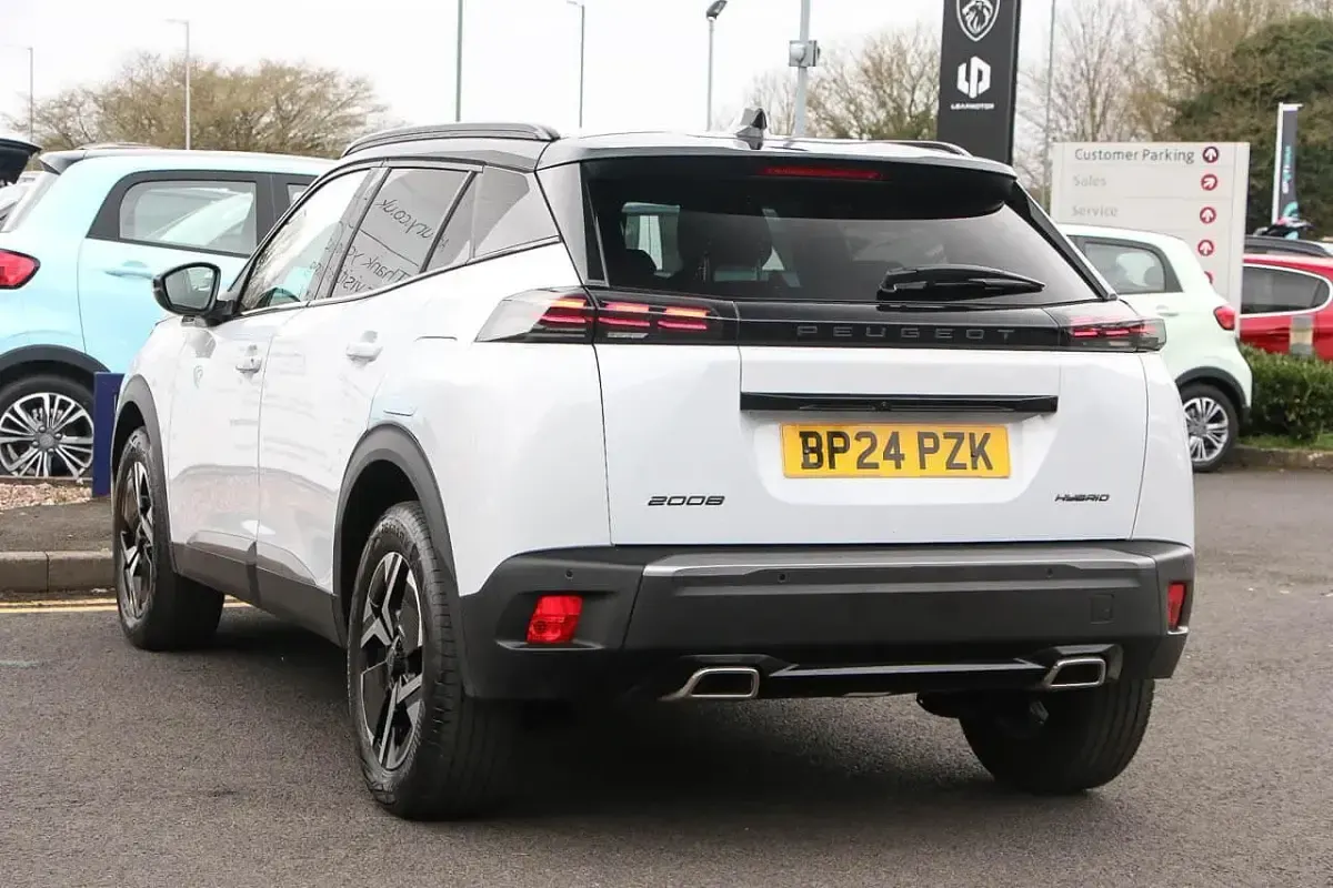 Used Peugeot 2008 GTi 135 HP (99 kW) 2024 White SUV