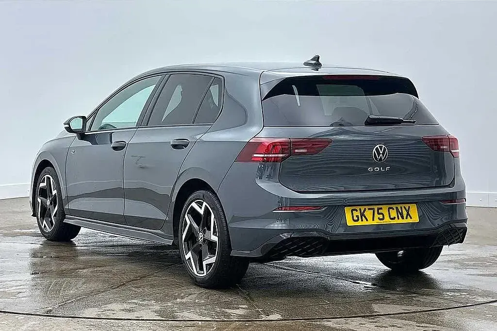 Used VW Golf VIII 150 HP (110 kW) 2025