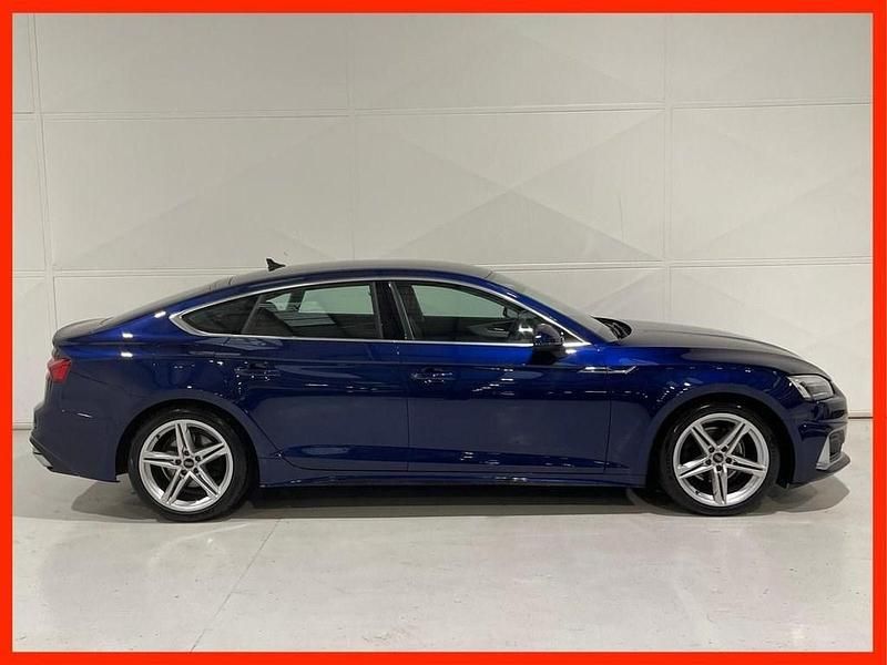 Used Audi A5 Sportback Sport 163 HP (119 kW) 2021 Blue Hatchback