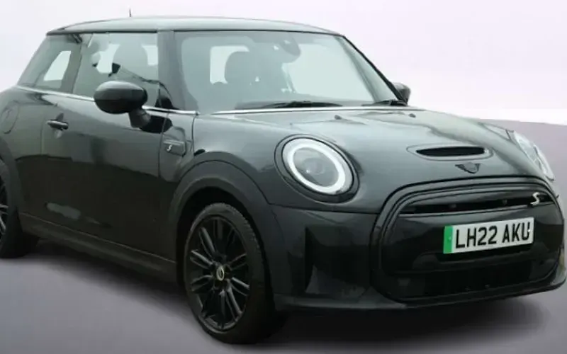 Used Mini Cooper Level 2 135 kW (184 HP) 2023 Hatchback