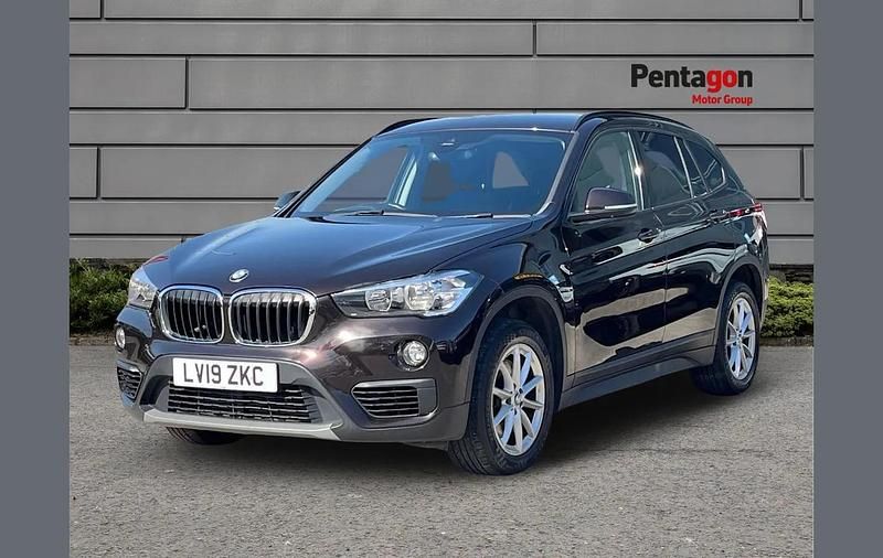 Usado BMW X1 Comfort Edition 188 CV (138 kW) 2019 Marrón SUV