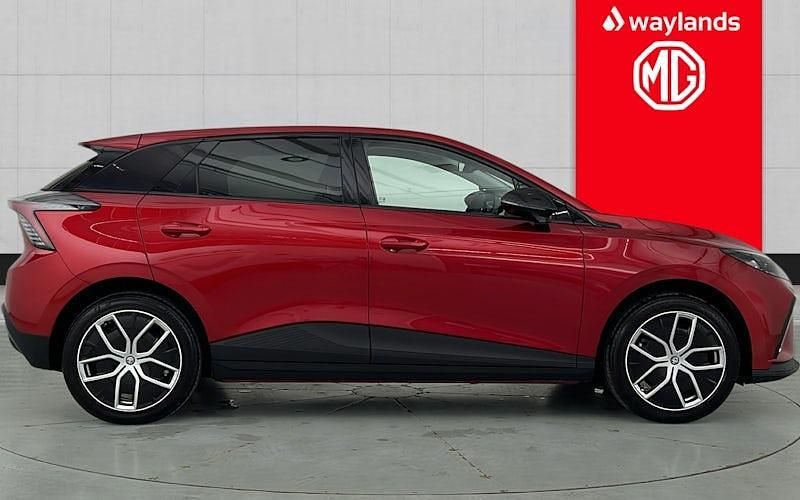 Used MG MG4 EV Trophy 319 kW (435 HP) 2025 Red Hatchback