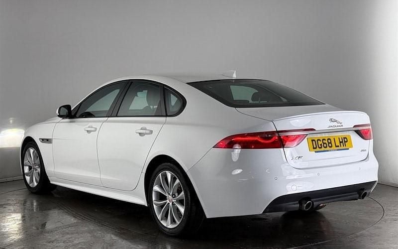 Used Jaguar XF R-Sport 250 HP (183 kW) 2020 Sedan