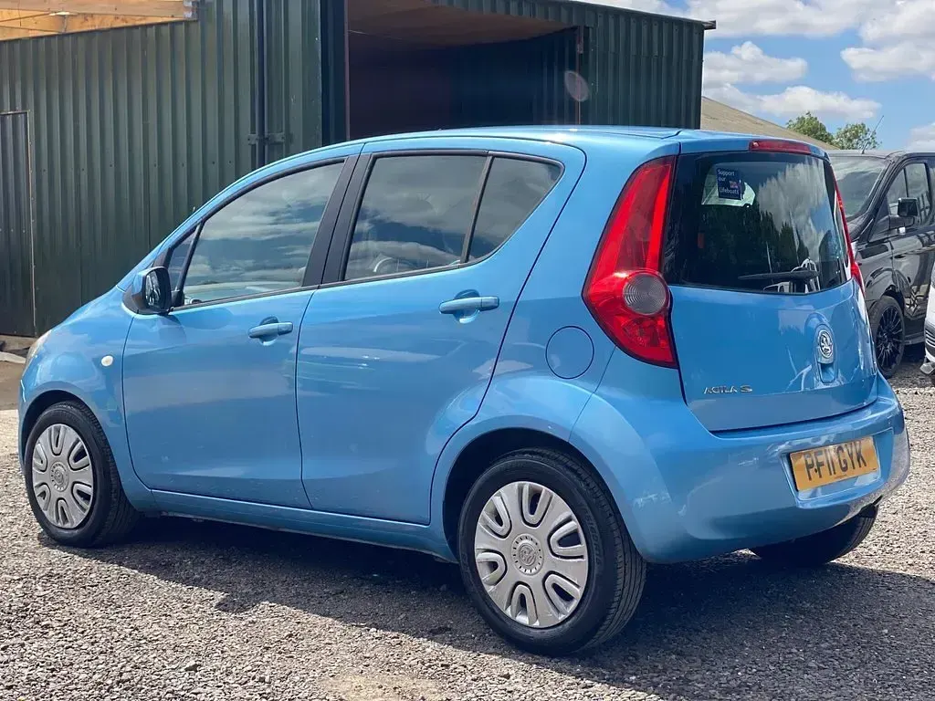 Used Vauxhall Agila S 2011 Blue MPV