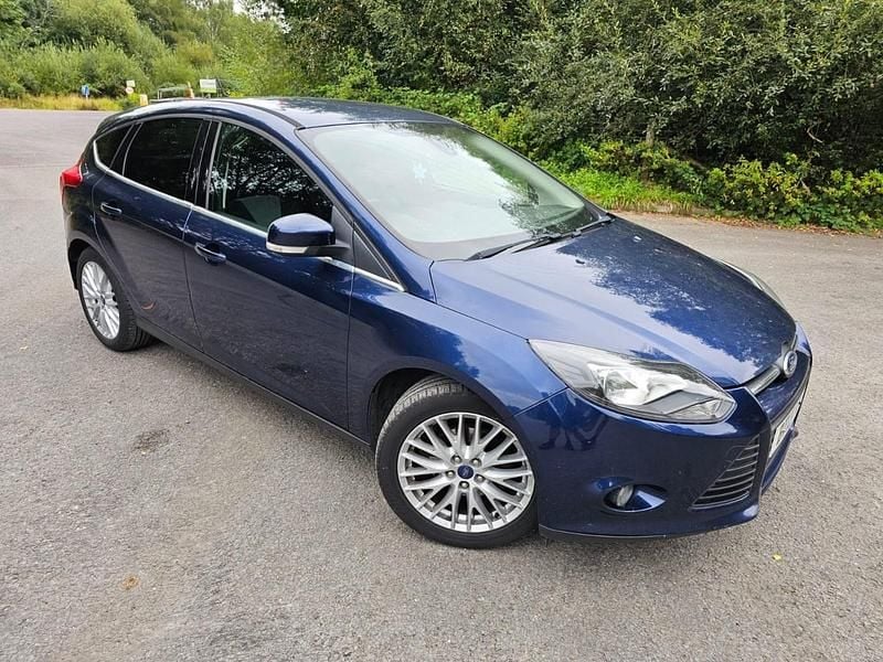 Blue Used 2013 Ford Focus Zetec Hatchback | £2,595 (Good price) - Image 1/4