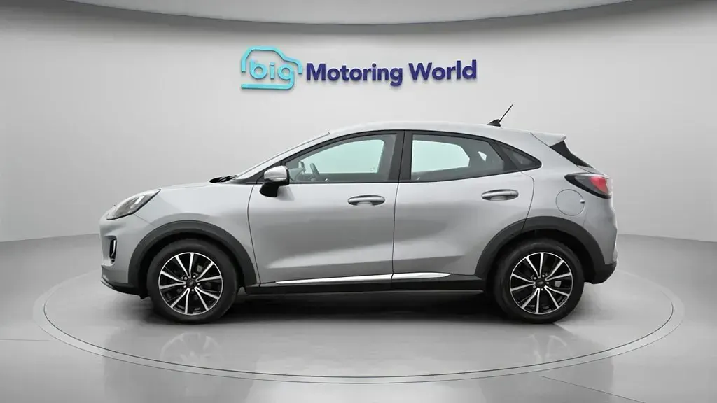 Usado Ford Puma Titanium 155 CV (114 kW) 2023 Plateado SUV