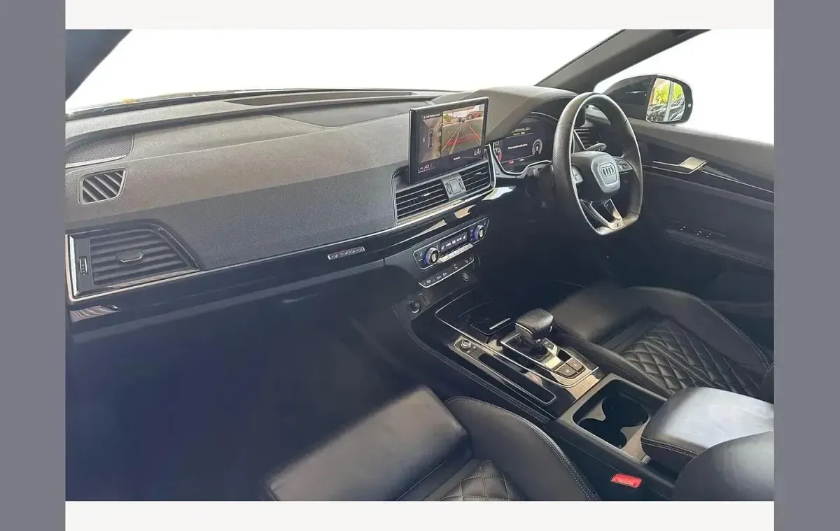 Used Audi Q5 Comfort 204 HP (150 kW) 2022 Black SUV