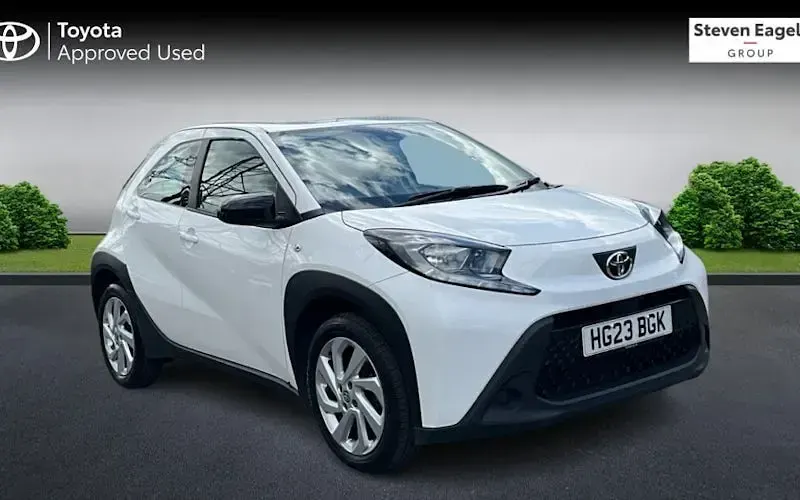 Used Toyota Aygo X PURE 72 HP (52 kW) 2025 SUV