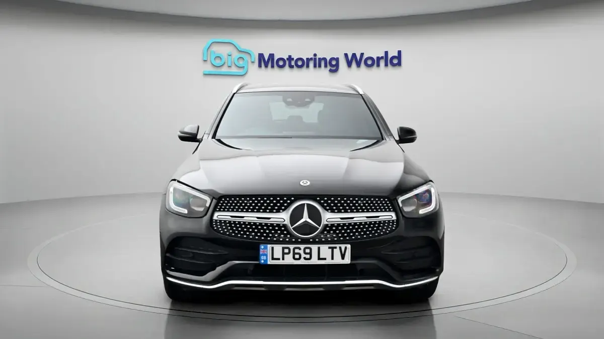 Used Mercedes GLC300 AMG line 241 HP (177 kW) 2019 SUV