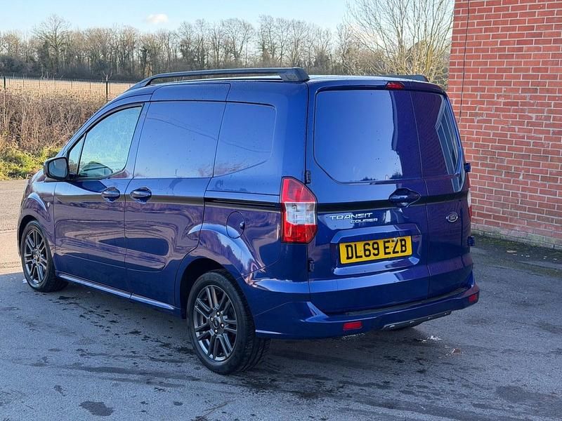 Used Ford Transit Sport 100 HP (73 kW) 2019 Blue Van