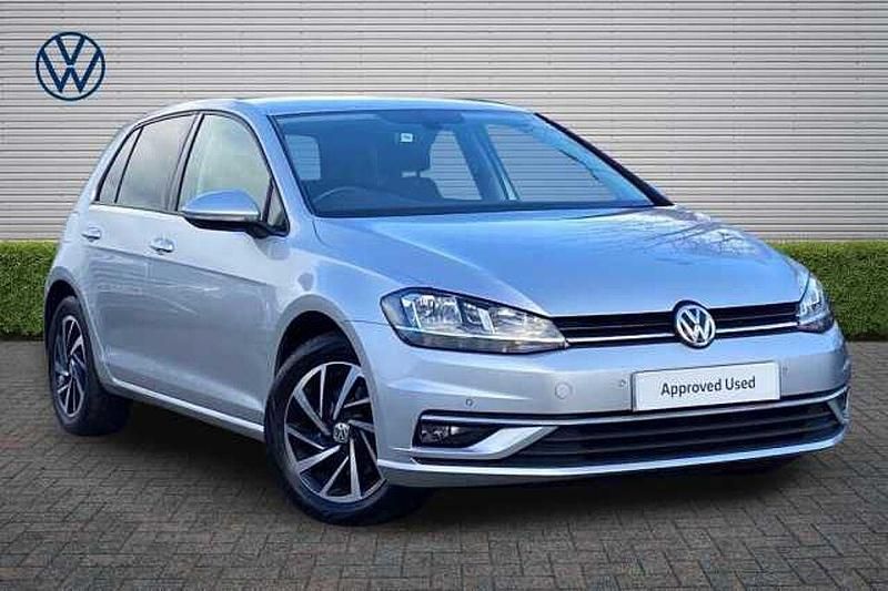 Used VW Golf VII Match 150 HP (110 kW) 2019 Silver Hatchback