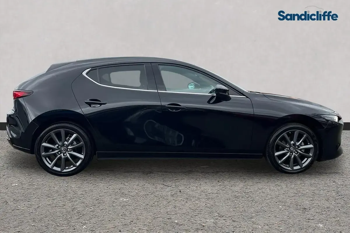Used Mazda 3 Takumi-Line 140 HP (102 kW) 2025 Mica  jet black Hatchback