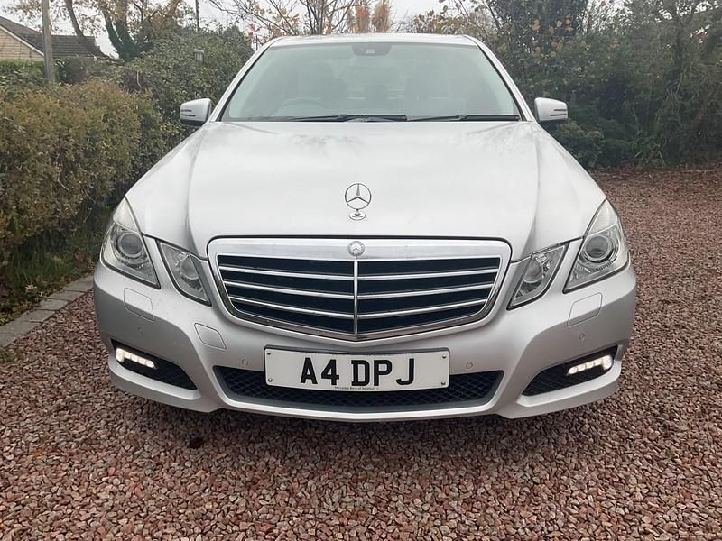 Used Mercedes E350 Avantgarde 231 HP (169 kW) 2009 Silver Sedan