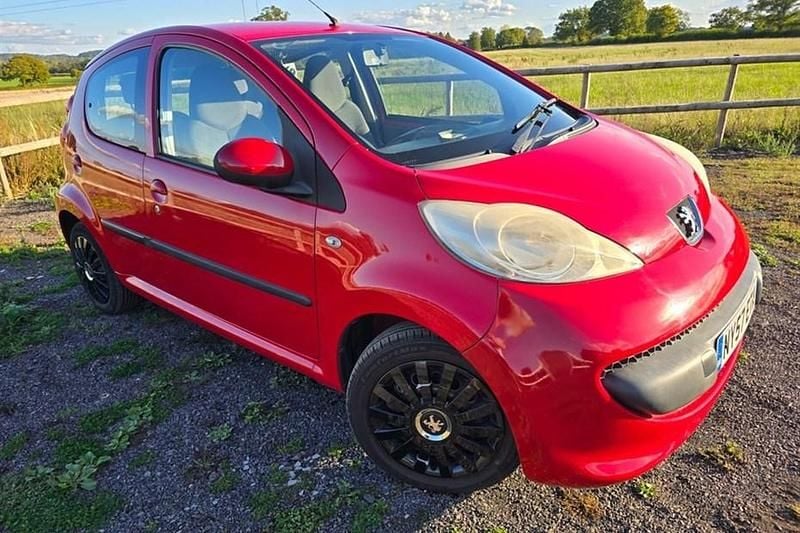 Red Used 2008 Peugeot 107 Hatchback | £1,200 (Good price) - Image 1/1