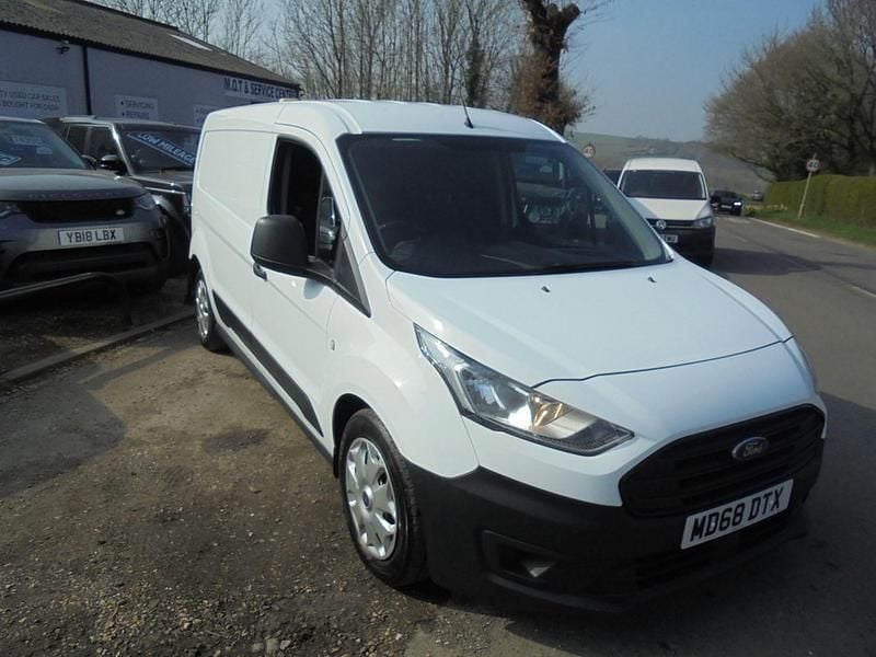Used Ford Transit Connect 100 HP (73 kW) 2018 White MPV