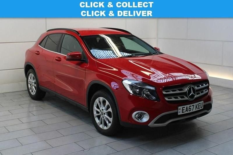 Red Used 2017 Mercedes GLA200 SE SUV | £10,450 (Fair price) - Image 1/4