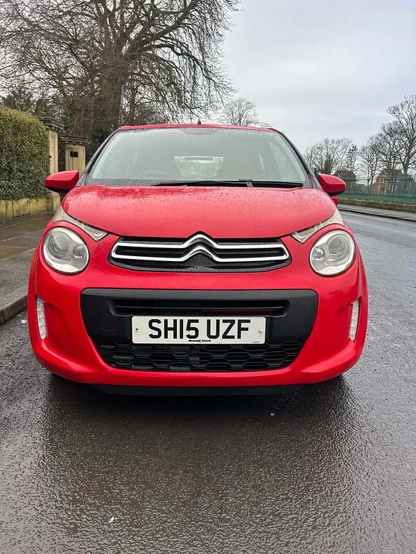Used Citroën C1 Feel 68 HP (50 kW) 2015 Red Hatchback