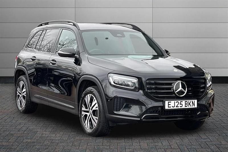 Used Mercedes GLB200 Executive 163 HP (119 kW) 2025 Cosmos black SUV