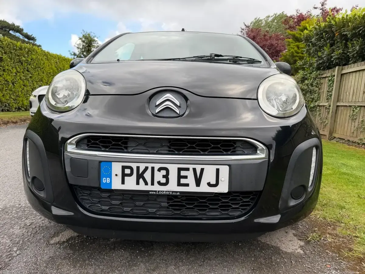 Used Citroën C1 VTR Sport 68 HP (50 kW) 2013 Black Hatchback