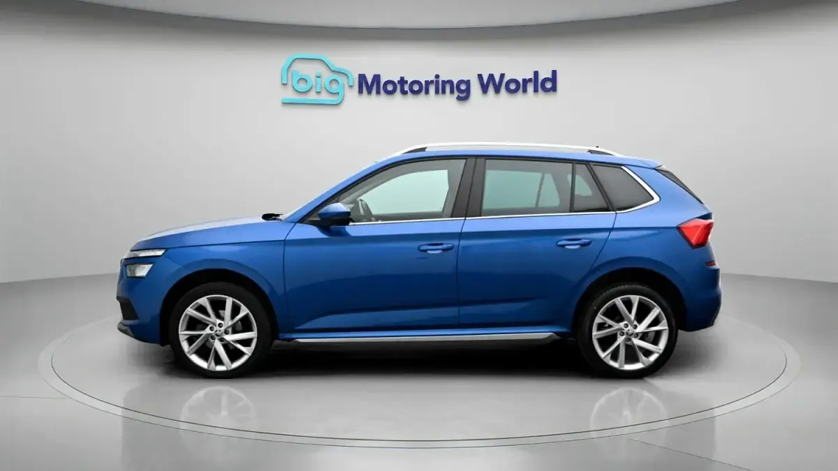 Used Skoda Kamiq SE L Executive 109 HP (80 kW) 2023 Blue SUV
