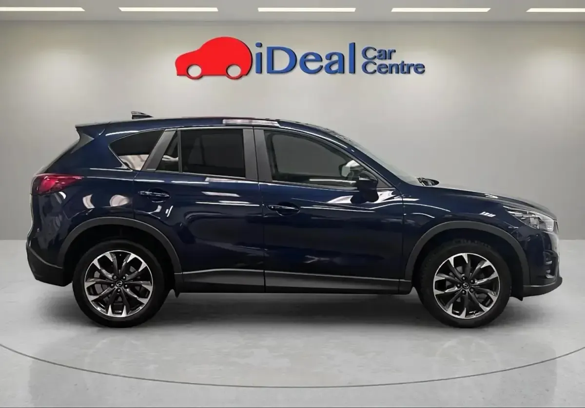 Usado Mazda 6 Inclusive 175 CV (128 kW) 2016 Azul Familiar