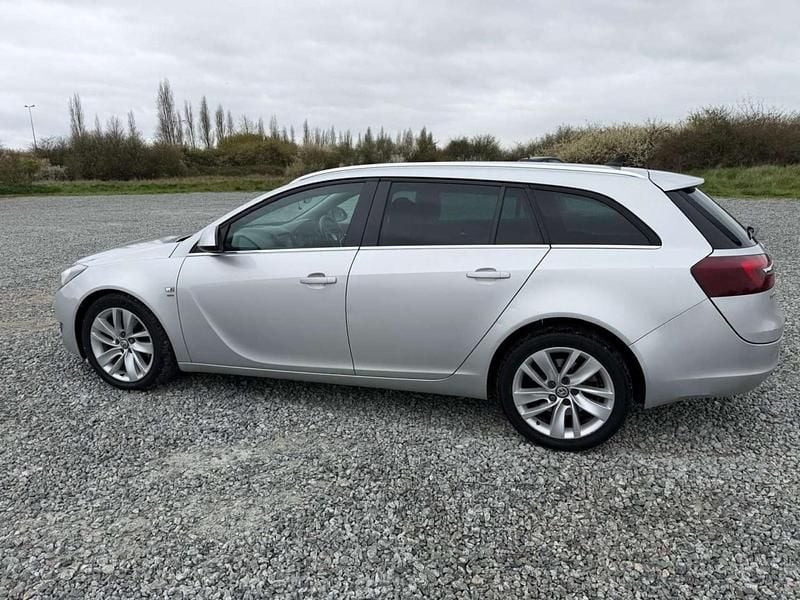 Used Vauxhall Insignia SRi 163 HP (119 kW) 2013 Silver Estate