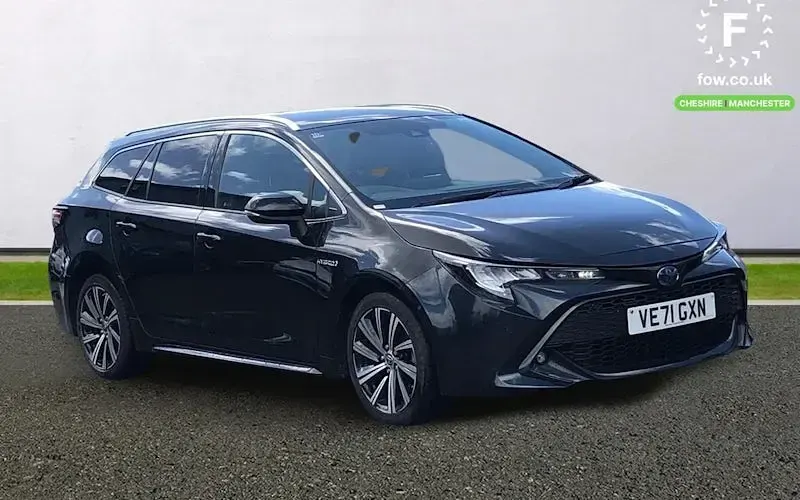 Second-hand Toyota Corolla Design 122 CP (89 kW) 2021 Break