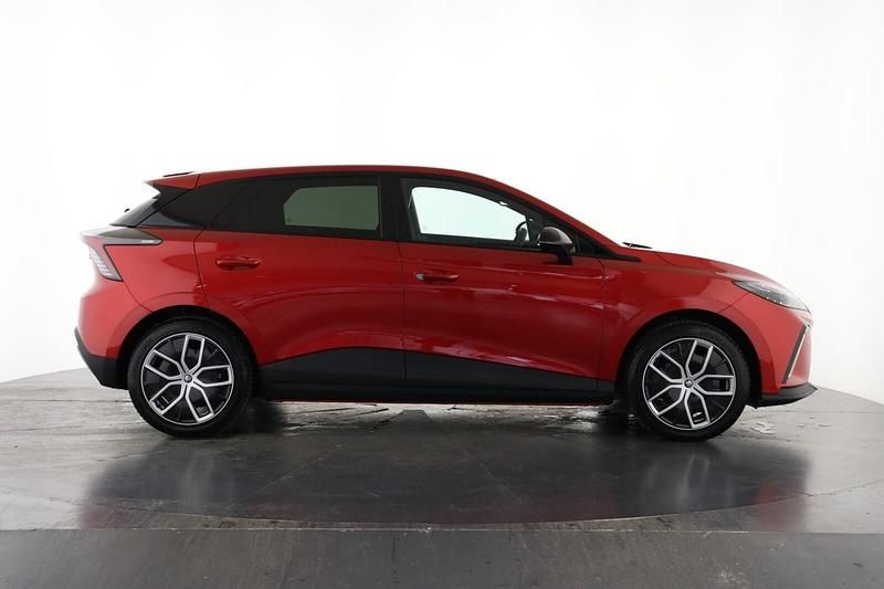 Used MG MG4 EV Trophy 319 kW (435 HP) 2024 Red Hatchback