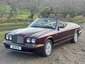 Used Bentley Azure 389 HP (286 kW) 1997 Red Cabriolet