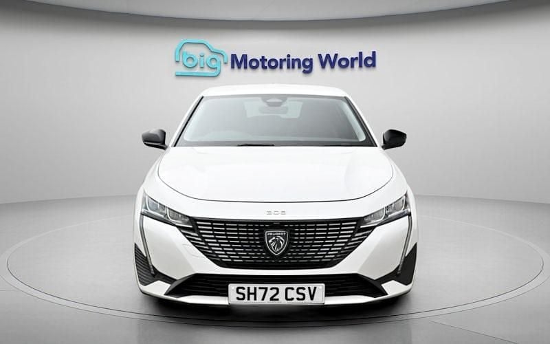 Used Peugeot 308 Allure 131 HP (96 kW) 2024 Hatchback