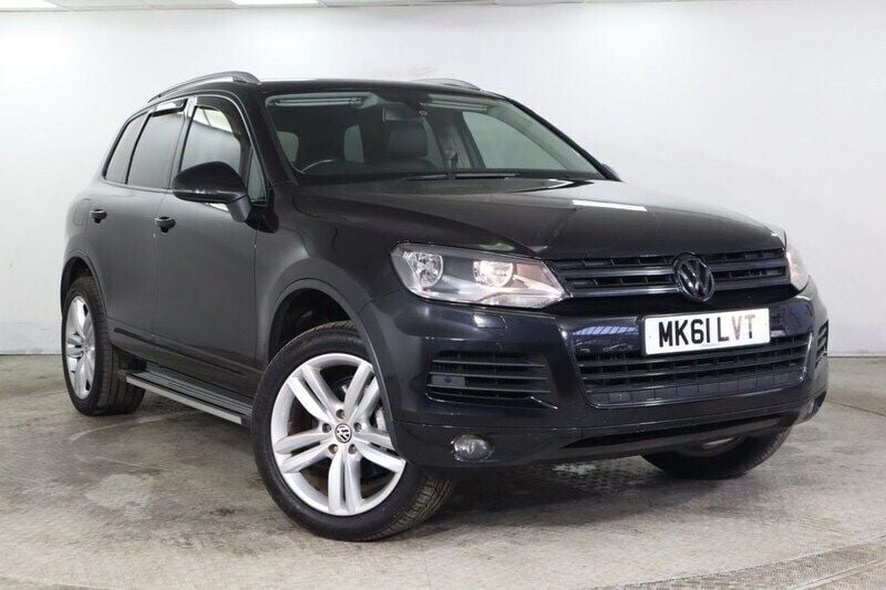 Black Used 2011 VW Touareg SE SUV | £7,775 (Fair price) - Image 1/4
