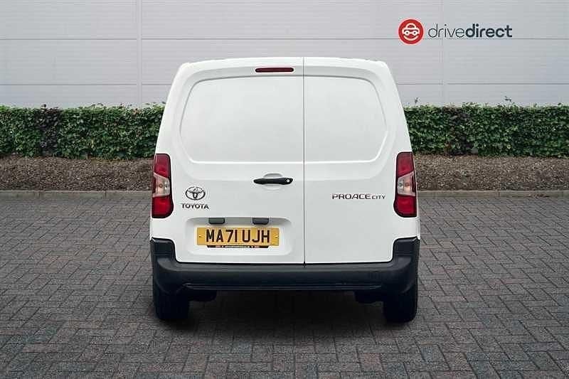 Used Toyota Proace Active 75 HP (55 kW) 2021 White MPV