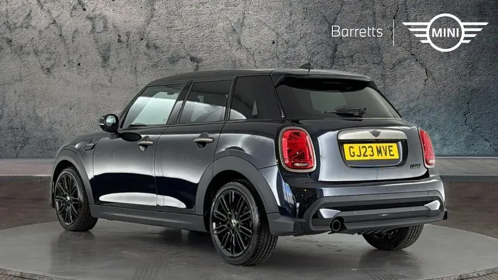 Used Mini Cooper Hatch 134 HP (98 kW) 2023 Black Hatchback