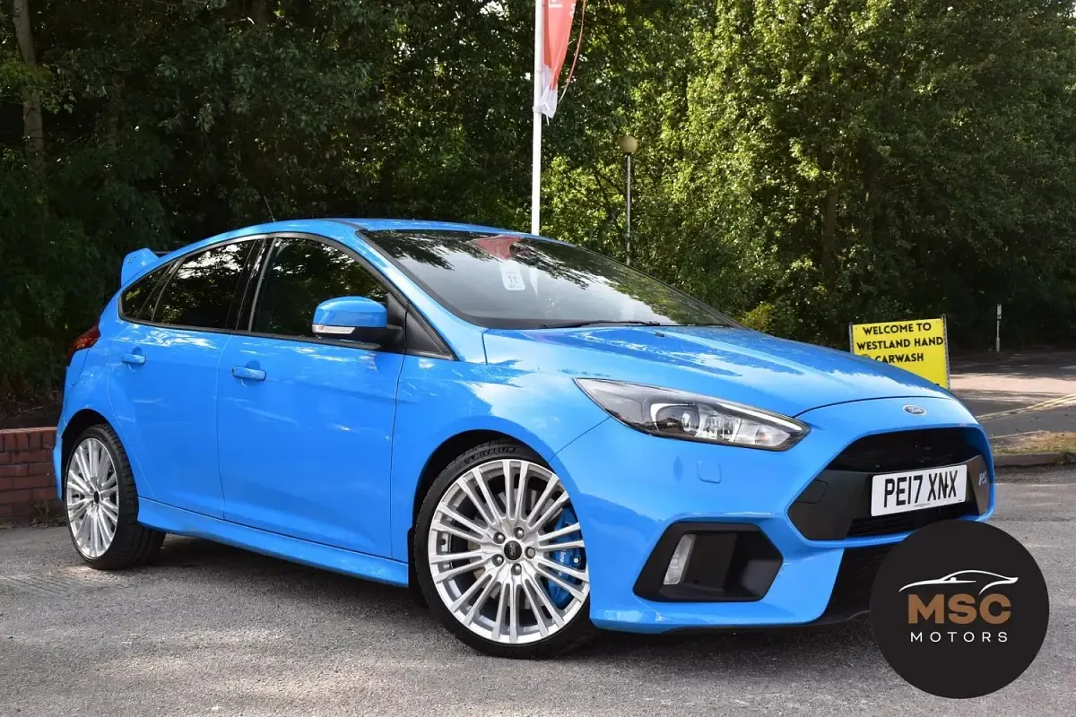Used Ford Focus 2017 Blue Hatchback
