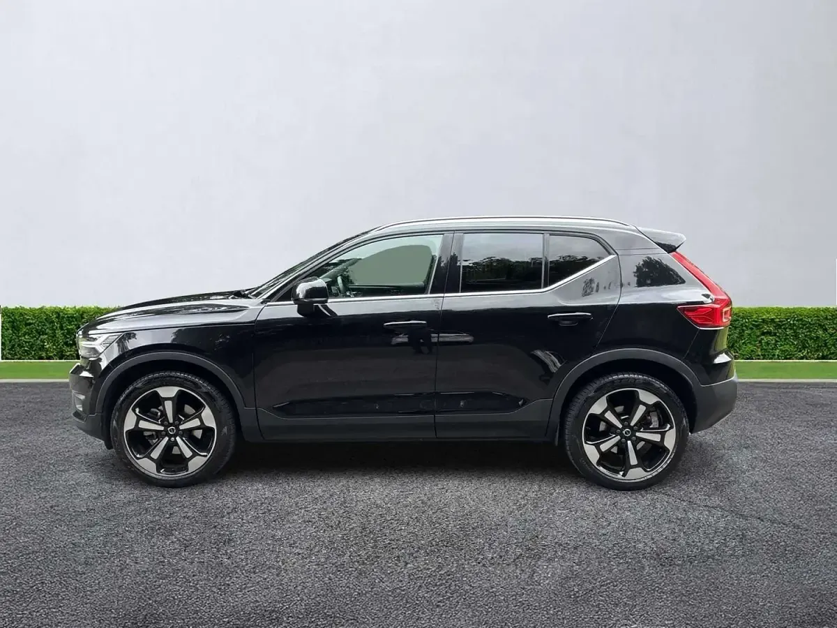 Used Volvo XC40 Inscription 2020 Black SUV