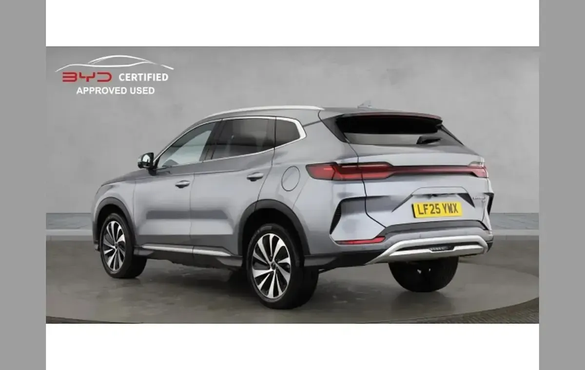 Used BYD Seal U Boost 218 HP (160 kW) 2025 Grey SUV