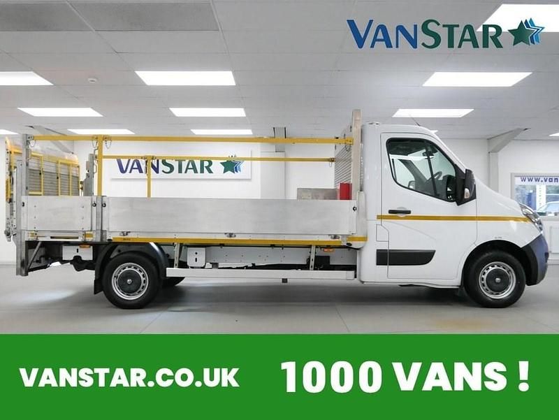 Used Vauxhall Movano 130 HP (95 kW) 2020 White