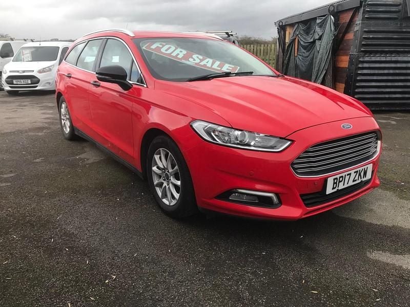 Used Ford Mondeo Zetec 2017 Red Estate