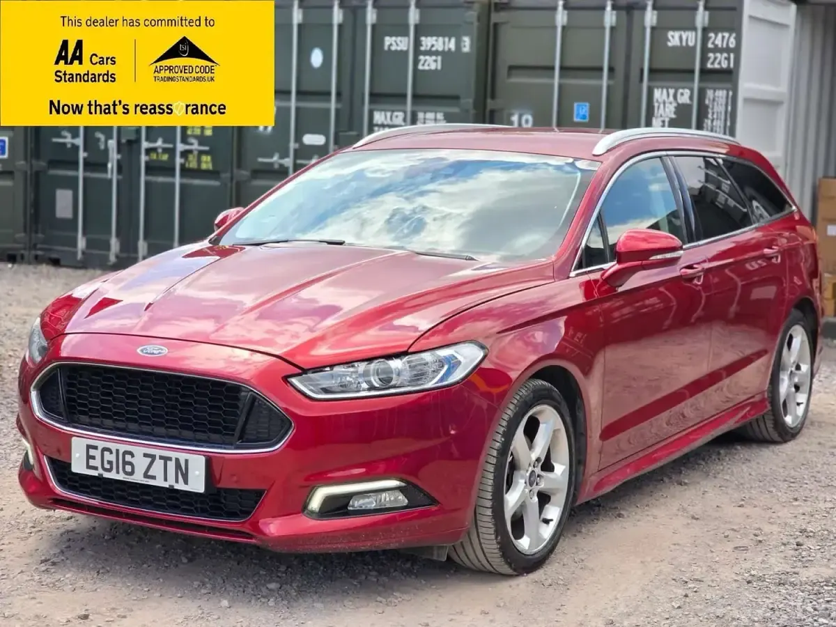 Used Ford Mondeo Titanium 160 HP (117 kW) 2016 Red Estate