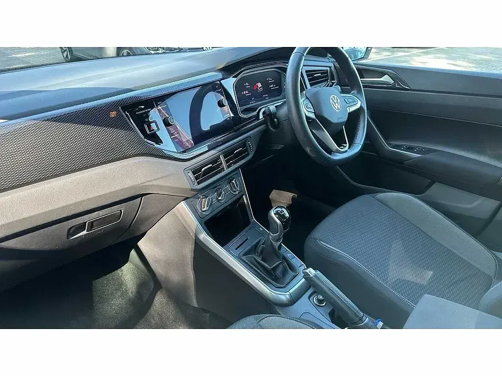 Used VW Polo Life 95 HP (69 kW) 2022 Ascot grey Hatchback