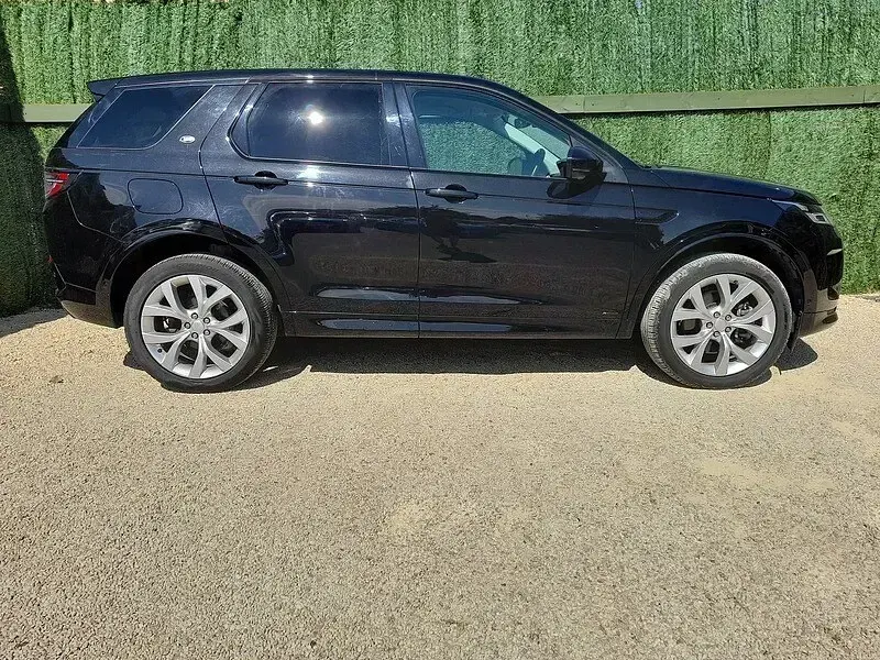 Used Land Rover Discovery Sport R-Dynamic 197 HP (144 kW) 2021 Black SUV