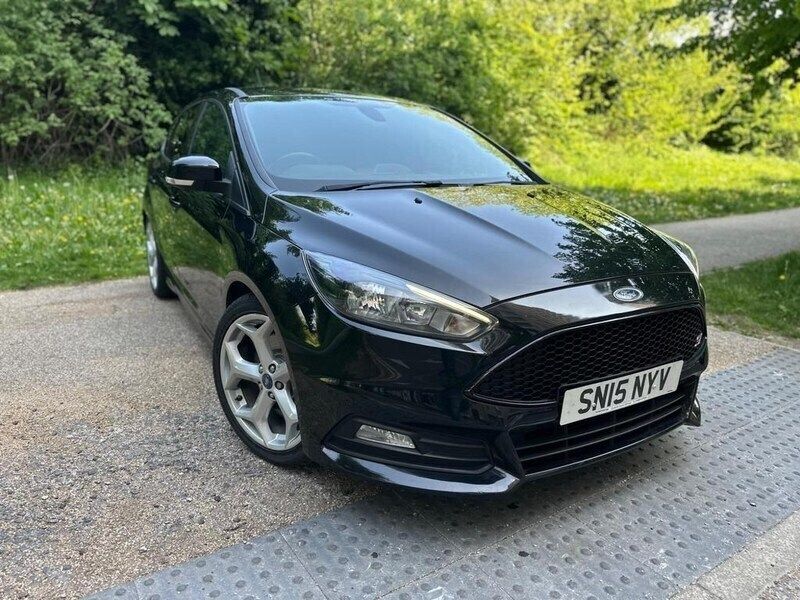 Black Used 2015 Ford Focus ST Hatchback | £9,999 (Super price) - Image 1/4